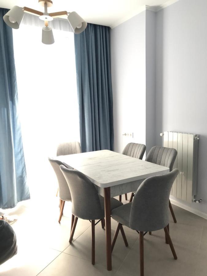 Nbg Towers 2 Appartaments Μπατούμι Εξωτερικό φωτογραφία